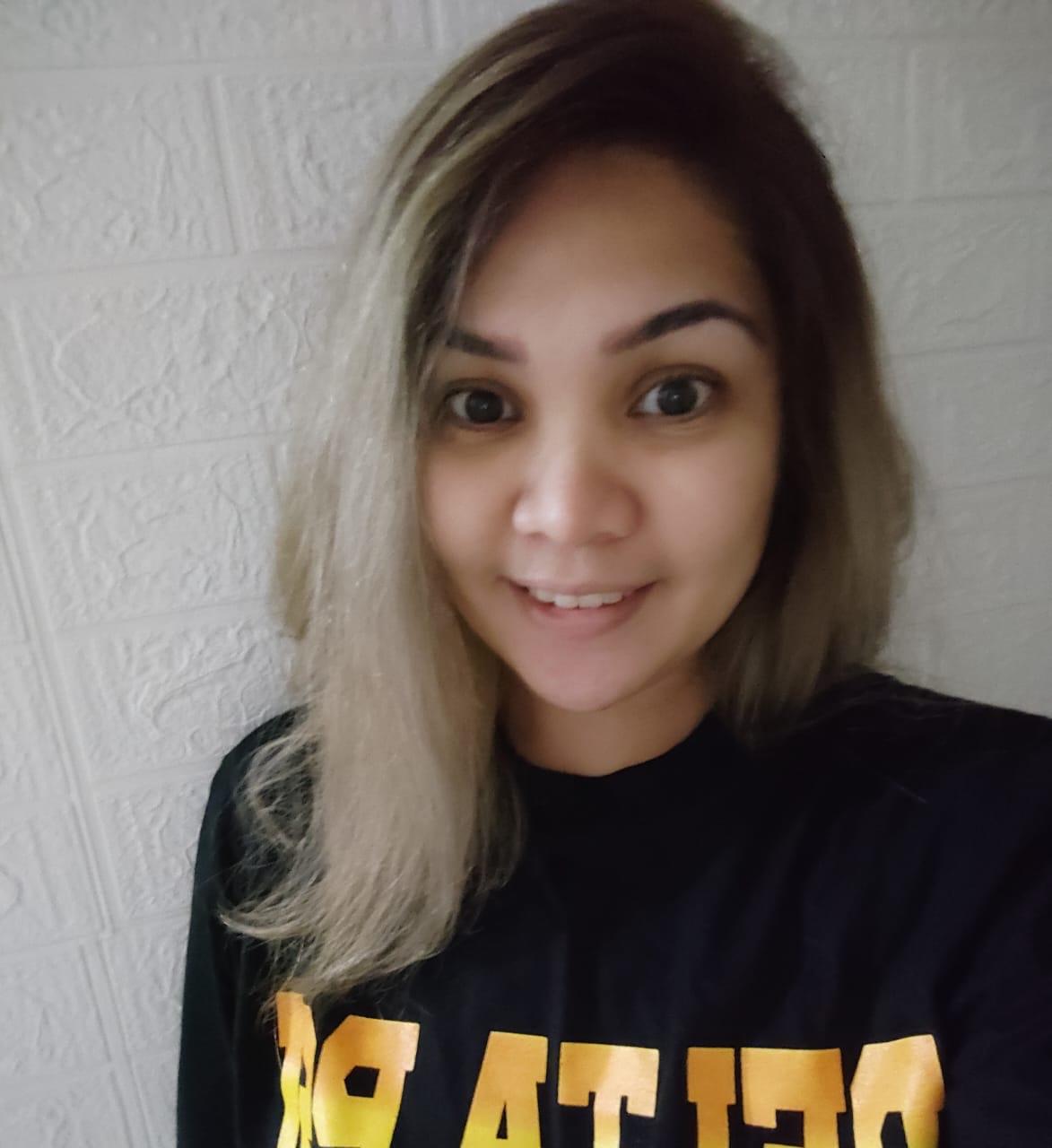 April Maries Yee / Communications Team