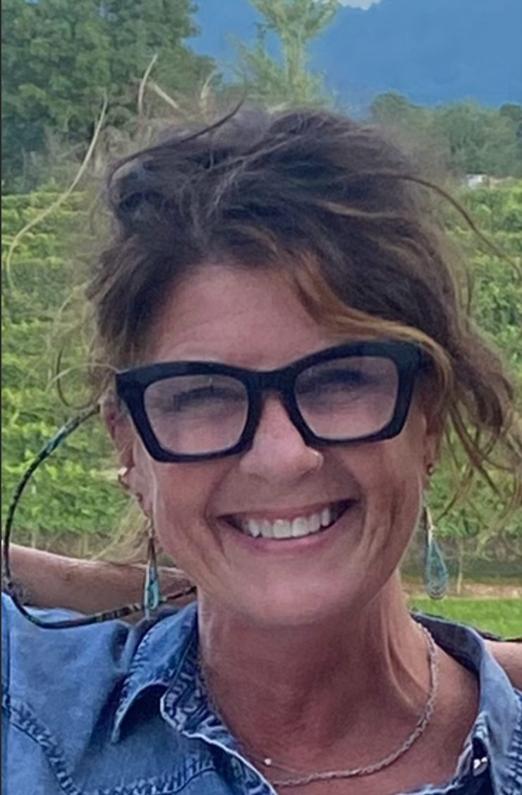 Dee Obrien / Guest Relations Coordinator