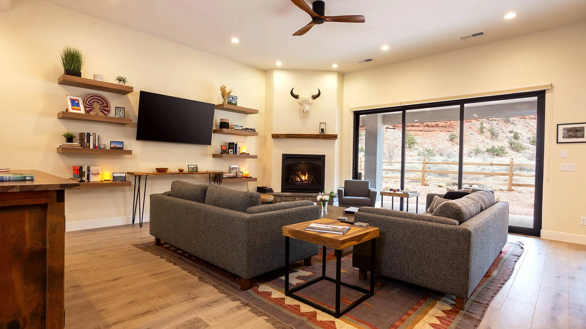 Large living areas for groups or reunions