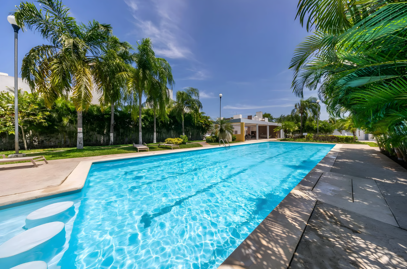 Elegant 3BR House w/Pool, Gated Community