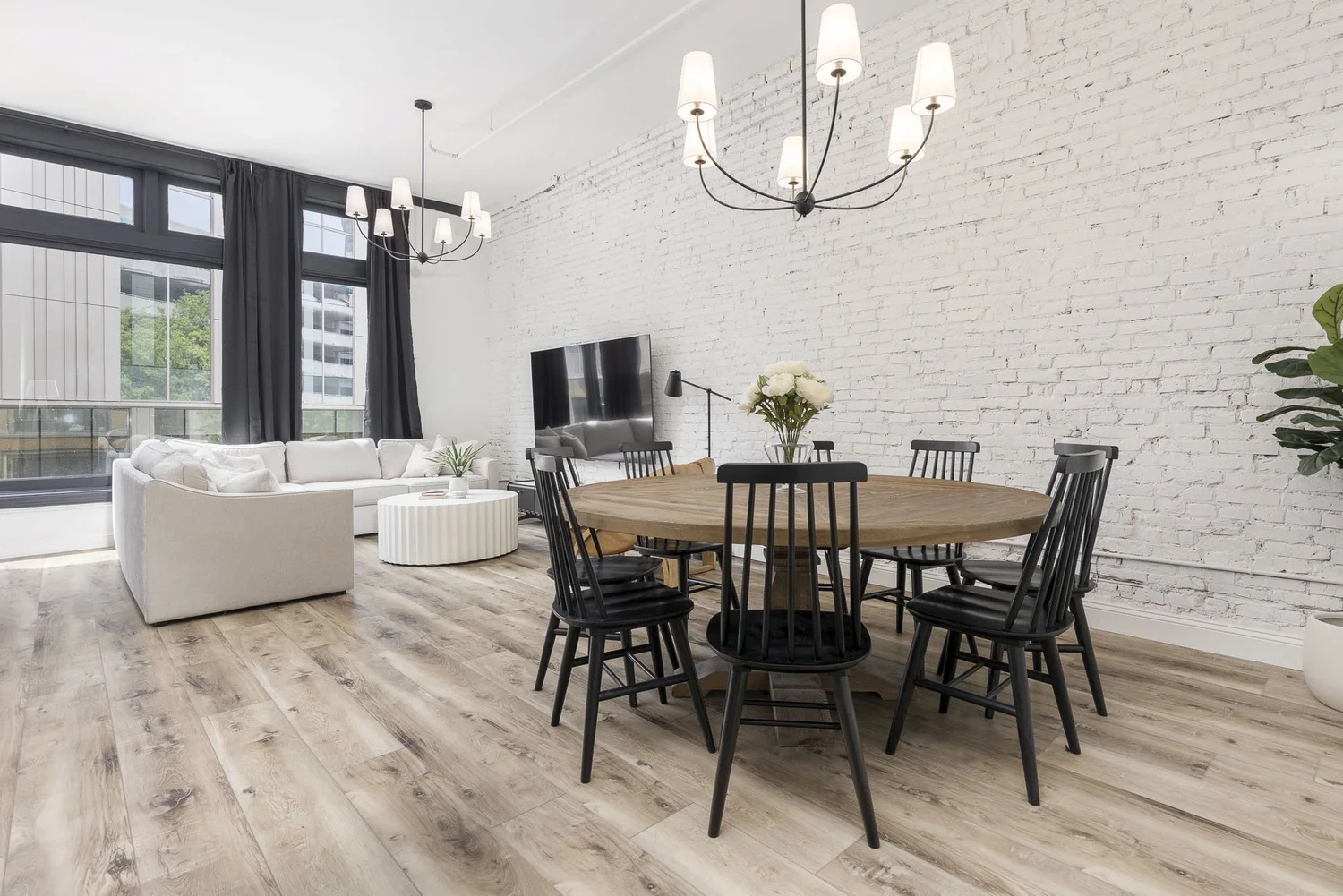 Decadent Cityscape Retreat