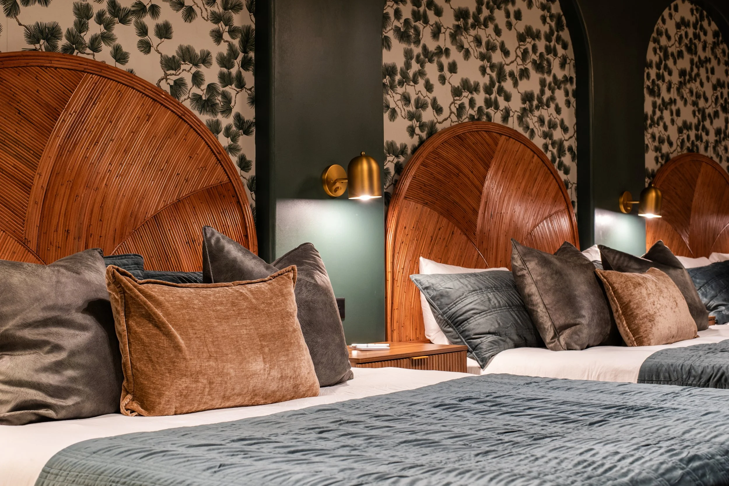 Hollyhock Suite | 504