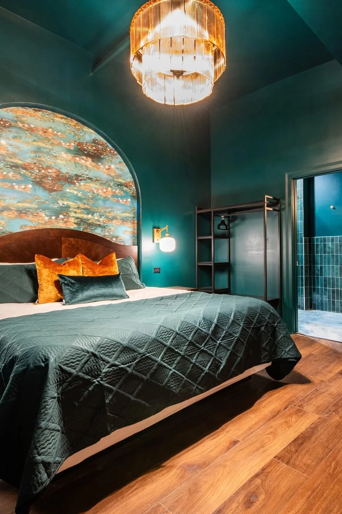 Hollyhock Suite | 511