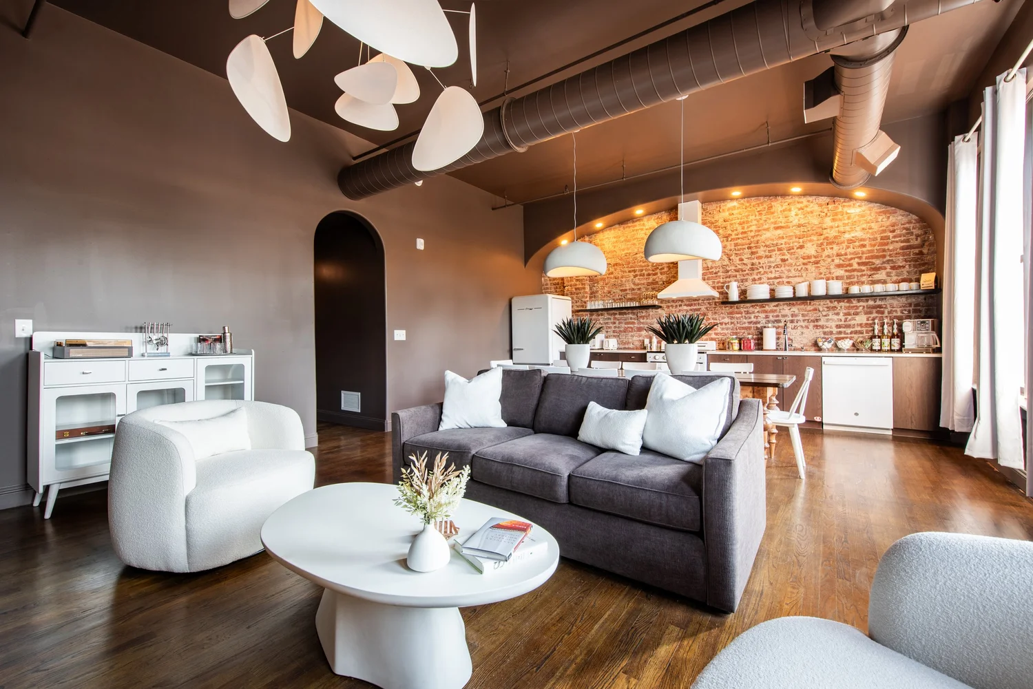 Hollyhock Suite | 501